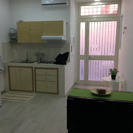 Flat In Center Historic Domek letniskowy Neapol